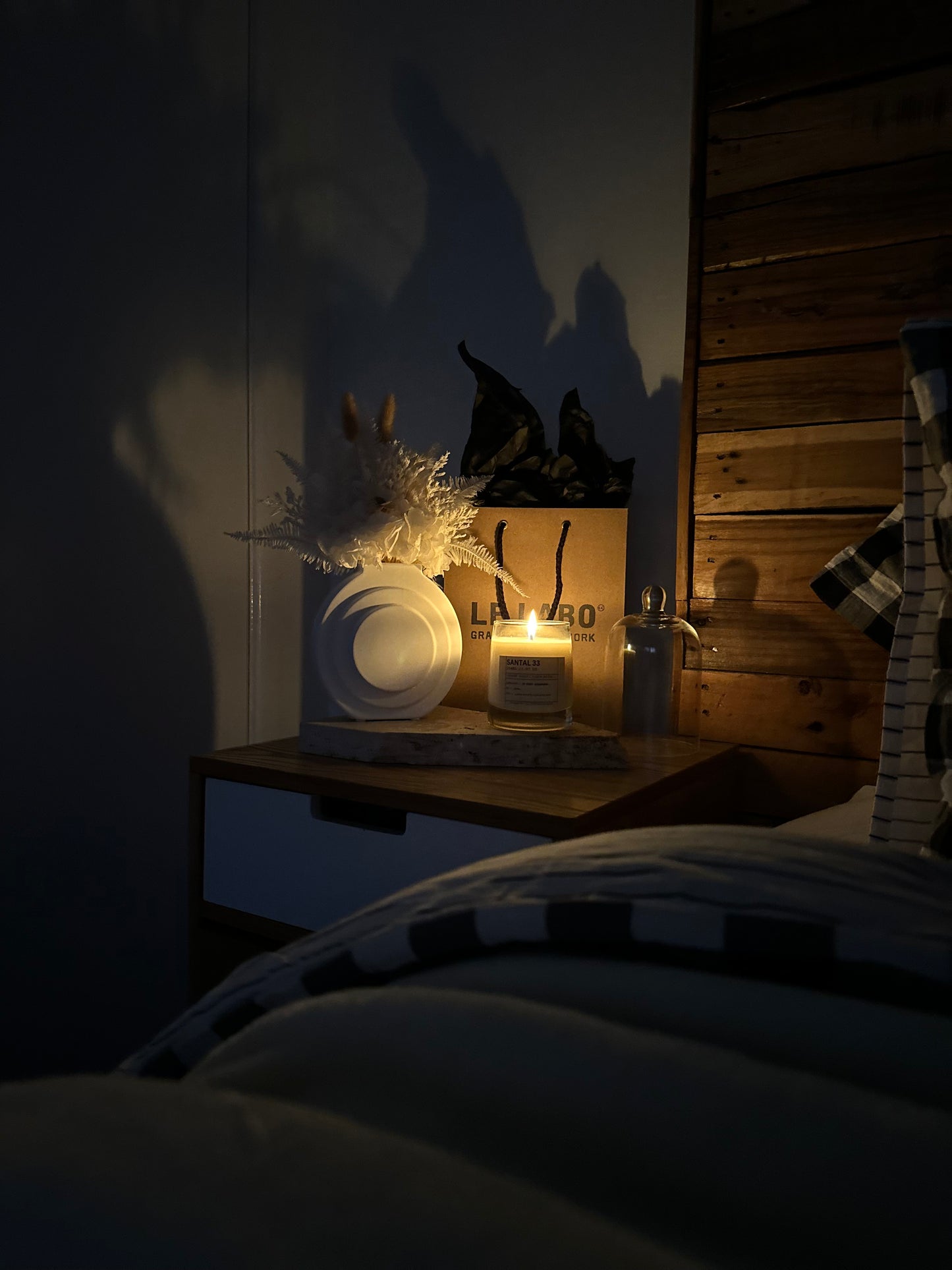 Santal 33 + Cloche option