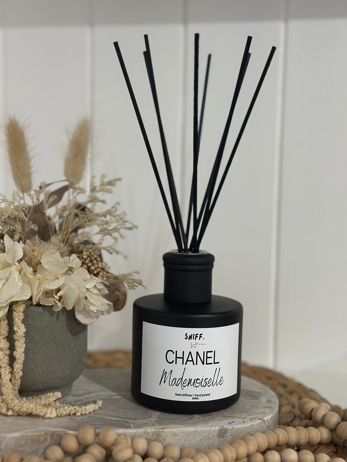 glass style candle + black diffuser bundle