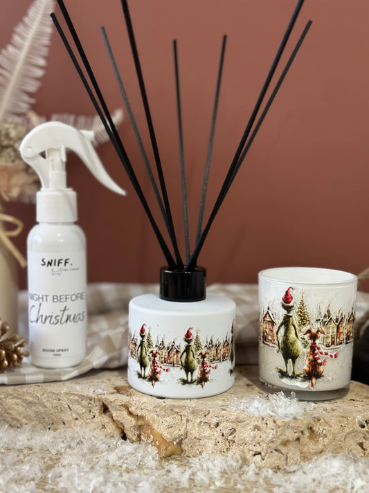 Grinch village theme