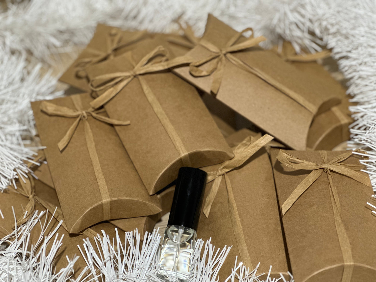 FEMALE PARFUM ADVENT CHRISTMAS CALENDER